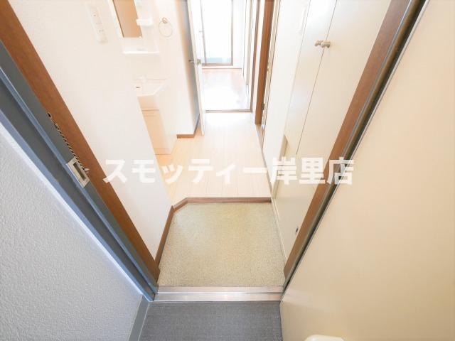 玄関　明るい玄関です