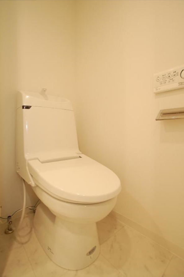 トイレ　バス・トイレ別　温水洗浄便座