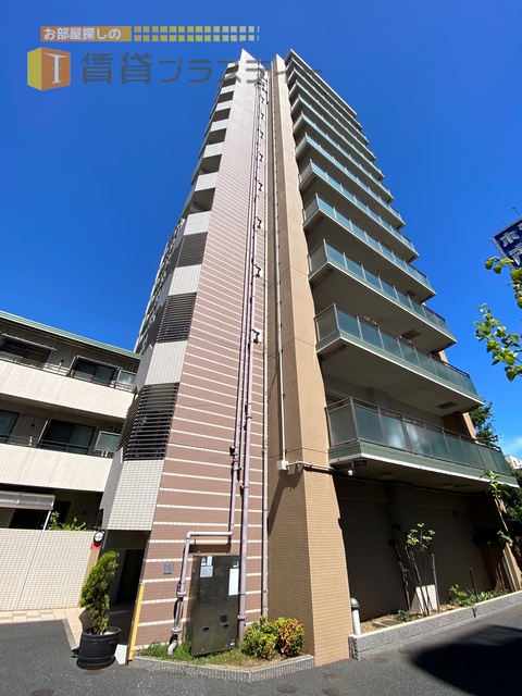 建物外観　宮本の街並みを見下ろす。
