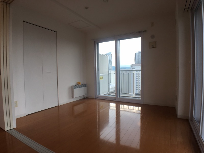 その他部屋・スペース　明るいお部屋は気持ちよく過ごせそうですね。