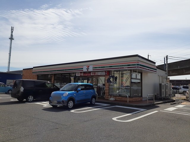その他　セブンイレブン新潟山田店まで398m