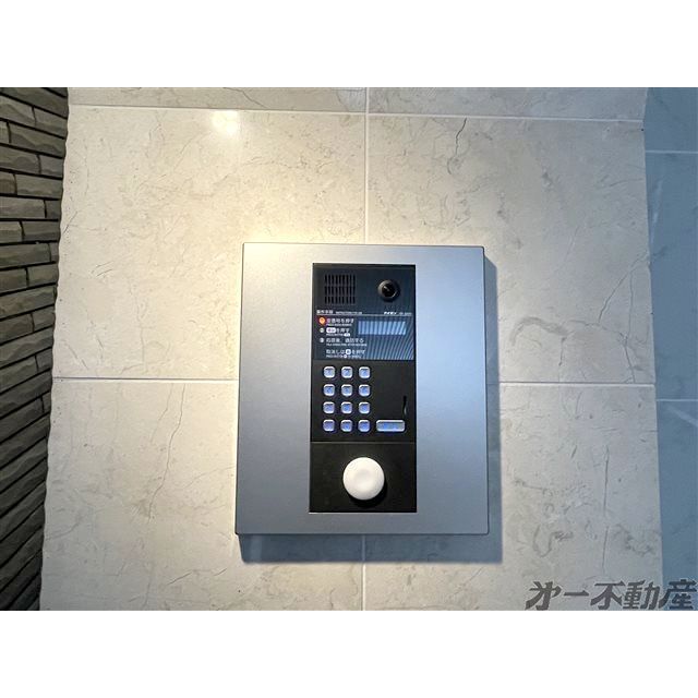 エントランス　オートロック