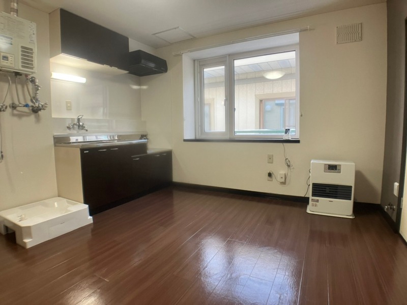 居室・リビング　広くてキレイなお部屋が広がっていて、充実した生活が送れそう。