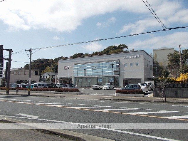 銀行　高鍋信用金庫佐土原支店（銀行）まで950m