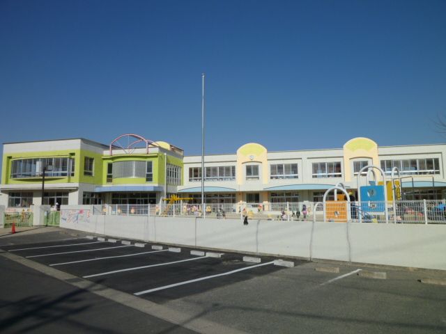 幼稚園・保育園　中部保育園（幼稚園・保育園）まで490m