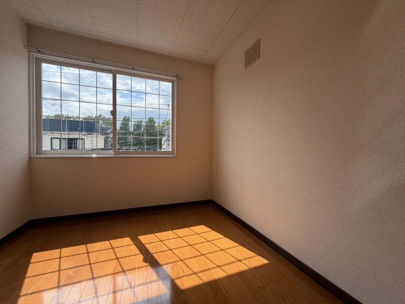 その他部屋・スペース　寝室です。部屋をどう使うかはあなた次第です！