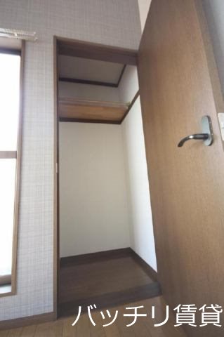 収納　画像は別部屋の為、現状を優先いたします