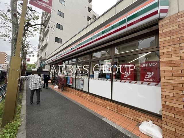 コンビニ　セブン-イレブン 西早稲田１丁目店（コンビニ）まで114m