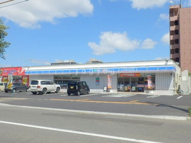 コンビニ　ローソン札幌北26条東店（コンビニ）まで357m