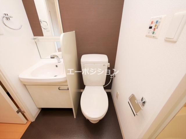 トイレ　プレサンス難波EASTモダニティ
