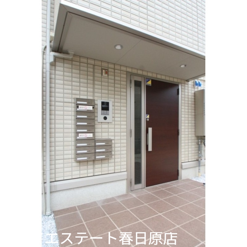 エントランス　オートロック付き