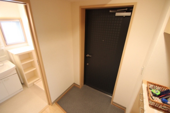 玄関　※他号室参考写真になります。