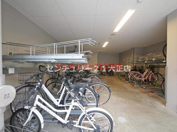 駐車場　駐輪場