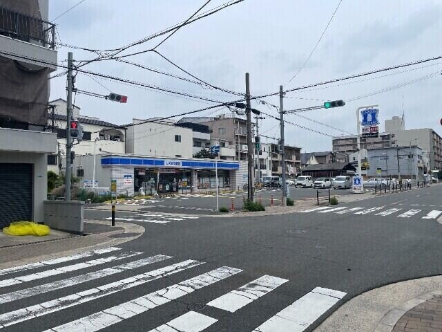 コンビニ　ローソン御幸町二丁目店（コンビニ）まで294m
