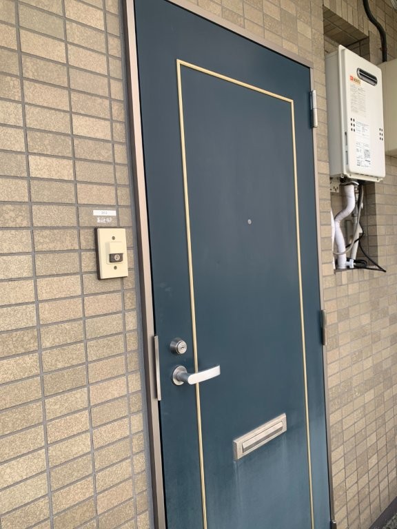 セキュリティ　玄関ドア