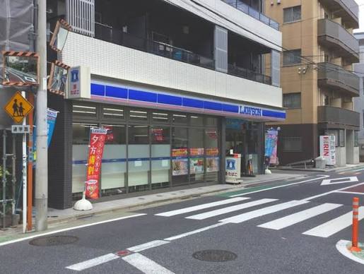 コンビニ　ローソン新小川町店（コンビニ）まで218m