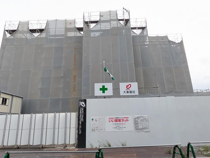 建物外観　建築中