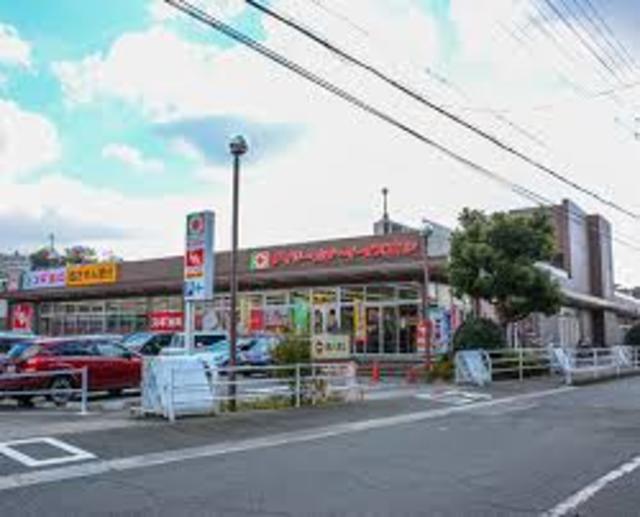 スーパー　デイリーカナートイズミヤ玉手店（スーパー）まで715m