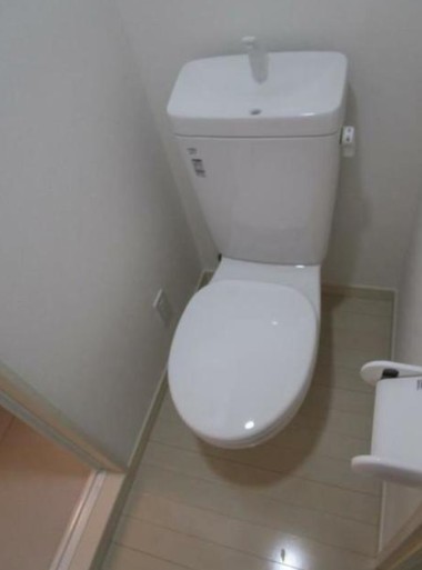 トイレ　※別部屋参考写真