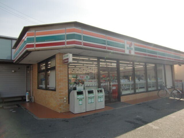 コンビニ　セブンイレブン浜松アリーナ前店（コンビニ）まで84m