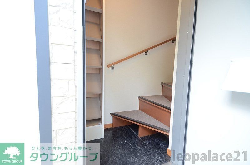 玄関　シューズボックス