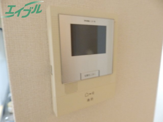 セキュリティ　同物件別部屋、左右反転タイプの参考写真です。