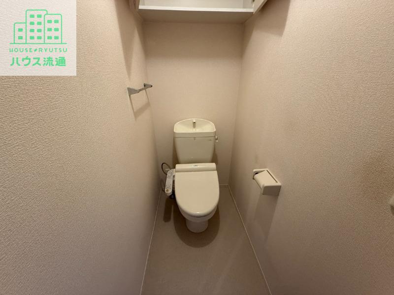 トイレ　※写真は反転タイプのお部屋です