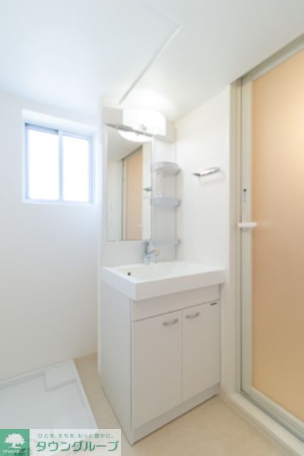 洗面設備　※写真は同タイプ住戸です。