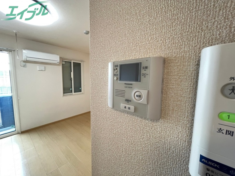 セキュリティ　別部屋反転参考写真です