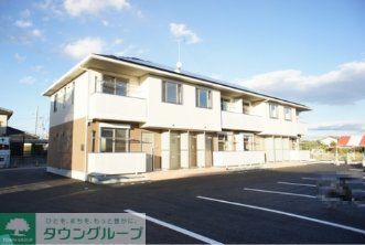 建物外観　駐車場