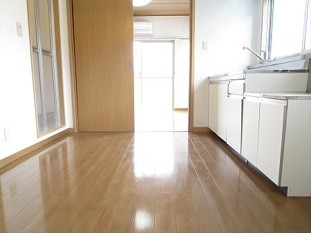 居室・リビング　別号室の参考写真です。