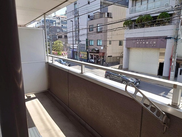 バルコニー　バルコニー