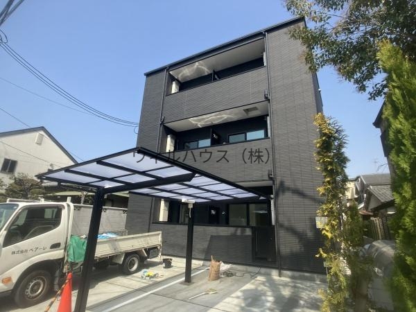 建物外観　おしゃれな外観です！