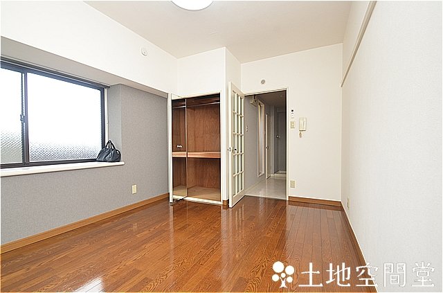 ＪＲ鹿児島本線 黒崎駅 徒歩8分 6階建 築36年の居間写真