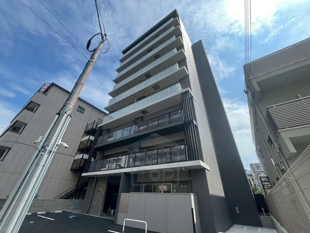 地下鉄御堂筋線 江坂駅 徒歩9分 築2年