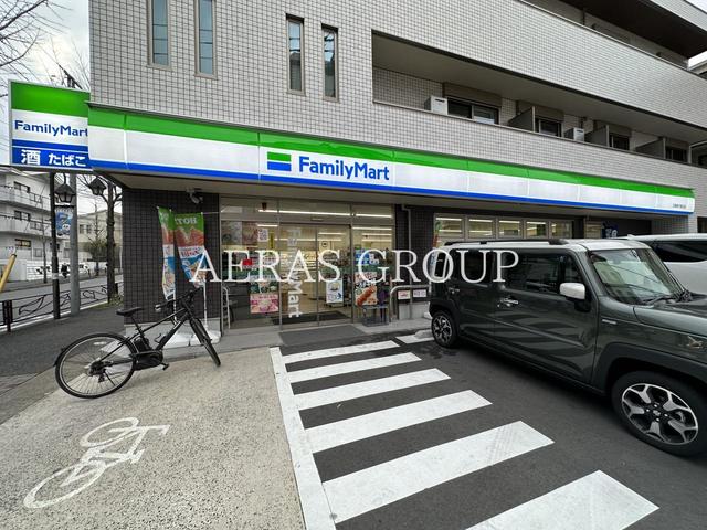 コンビニ　ファミリーマート 田園都市鷺沼店（コンビニ）まで368m