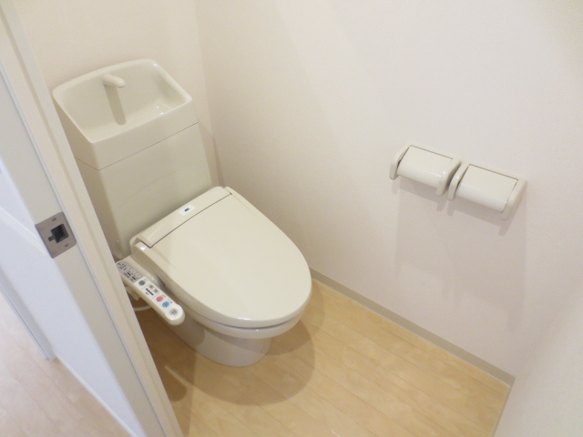 トイレ　別の部屋の写真です
