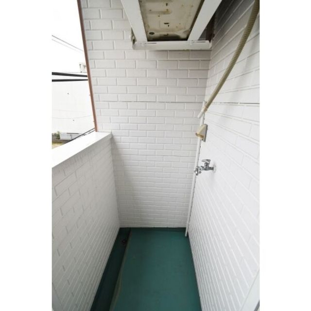 バルコニー　【バルコニー】別部屋の参考写真です。現況を優先します。