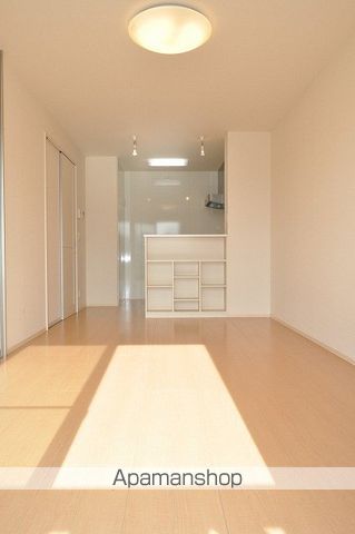 ＪＲ篠ノ井線 村井駅 徒歩18分 2階建 築18年の居間写真