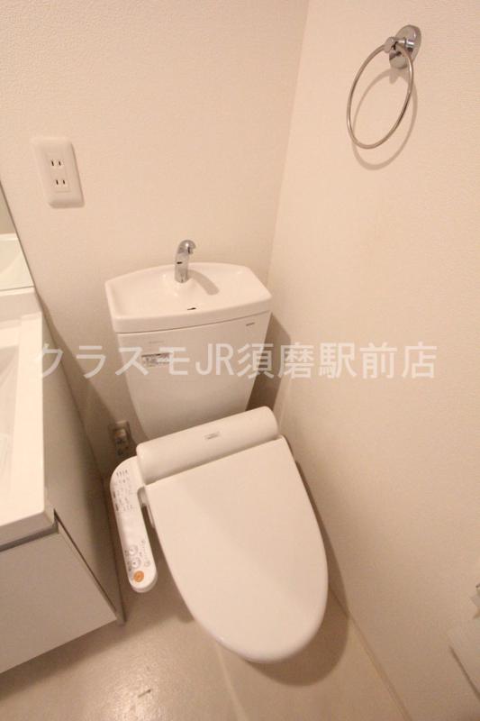 トイレ　ウォシュレット付です