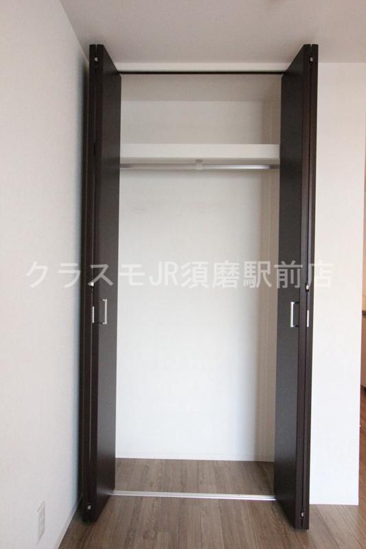 収納　奥行きのあるクローゼットです