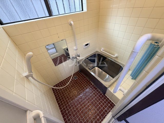 下京薬園町貸家の風呂写真