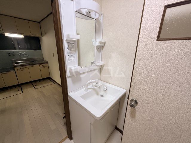 下京薬園町貸家の内装写真