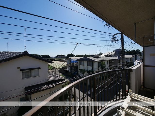 西武新宿線 狭山市駅 バス乗車時間：9分 最寄りバス停で下車 徒歩7分 3階建 築34年の内装写真