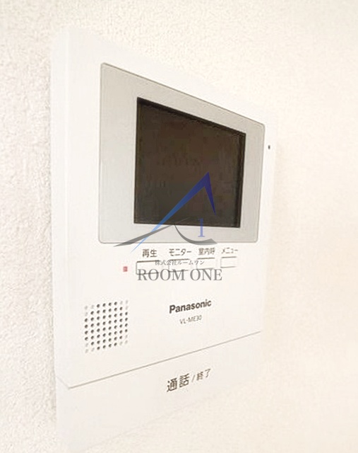 セキュリティ　モニター付きインターホンです。
