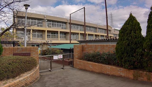 小学校　横浜市立下郷小学校（小学校）まで503m