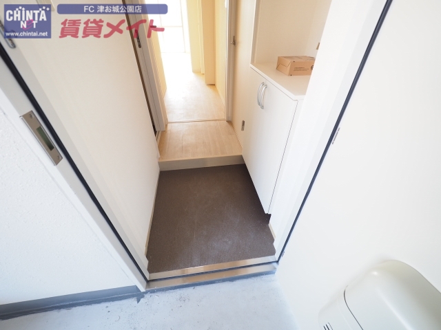 アーバンステージUの玄関写真