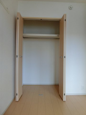 ＪＲ山陰本線 東山公園駅 徒歩23分 2階建 築15年の内装写真
