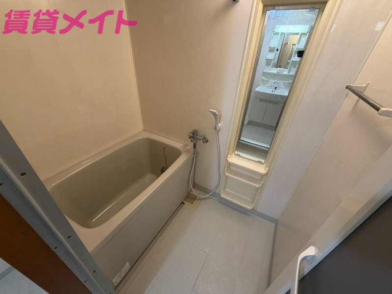 バス・シャワールーム　別部屋画像参考