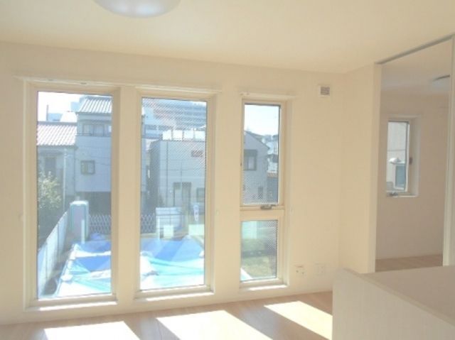 skye浦和仲町の居間写真
